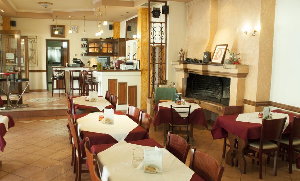 Stavrodromi Hotel Igoumenitsa Luaran gambar